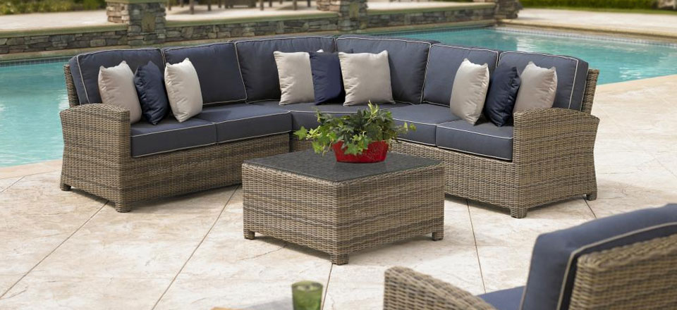 Home delivery and assembly for patio furniture